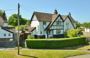5, Glebe Cottages, London Road, Postcombe, Thame OX9 7DL
