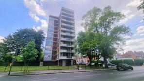 Flat 9, 166 St Leonards Court, Victoria Park Road, Leicester LE2 1XR