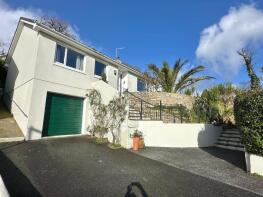 2, Treveryn Parc, Falmouth TR11 5EH