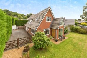 11, Roewood Lane, Macclesfield SK10 2PQ
