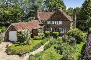 Blonks, Hooklands Lane, Horsham RH13 8PY