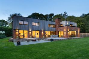 Willow Meadow, Heath Lane, Ewshot, Farnham GU10 5AW