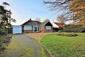 Rosebank, Church Road, Upper Farringdon, Alton GU34 3EH