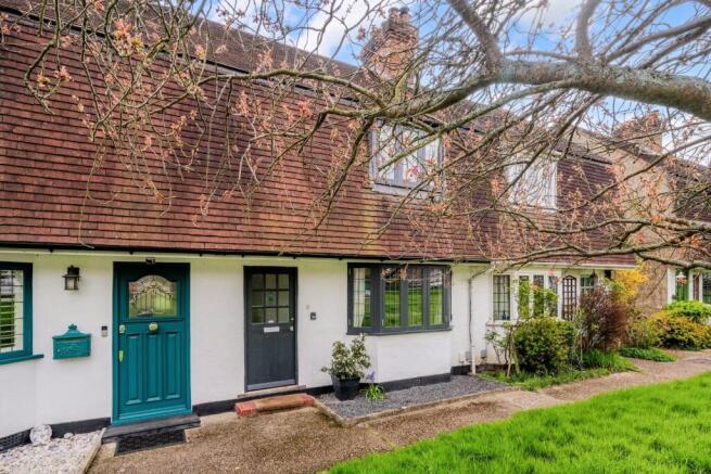 BARN CLOSE