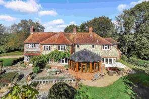The Folly, Tinwood Lane, Halnaker, Chichester PO18 0NF