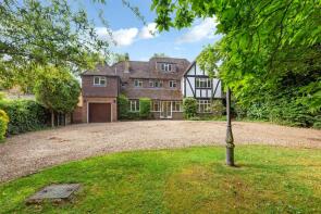 33, Firs Walk, Tewin Wood, Welwyn AL6 0NY