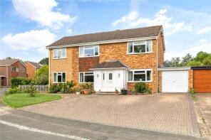 7, Spring Meadow, Bracknell RG12 2JP