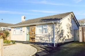 10, Green Acre, Trebullett, Launceston PL15 9QL