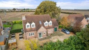Riverbank Lodge, Selwyn Corner, Wisbech PE13 4EG