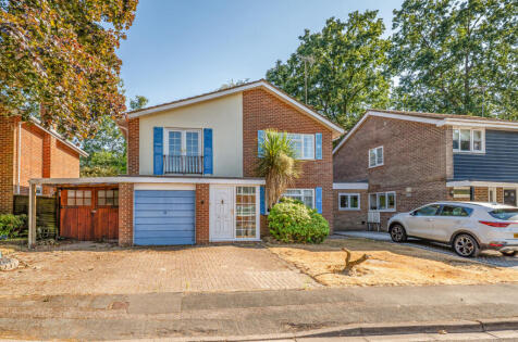 Kendal Grove, Camberley, Surrey, GU15