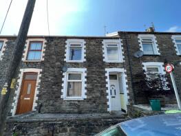 4, Castle Ivor Street, Hopkinstown, Pontypridd CF37 2PY