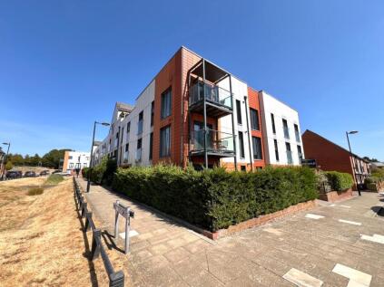 Gifford Lane, Upton, Northampton NN5