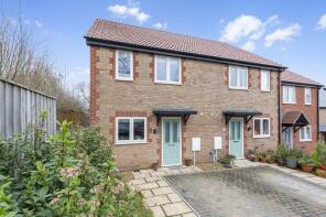 1, Maycroft, New Road, Gillingham SP8 5FR