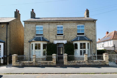Kings Road, St. Neots, PE19