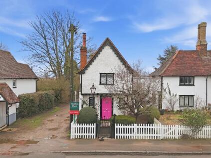 High Street - Hunsdon - Stunning Period Home