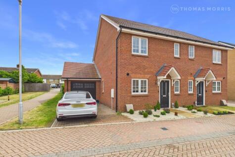 Ingle Crescent, Potton, Sandy, Bedfordshire, SG19