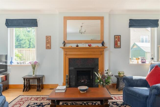28_Riverside_Drive-05 - Copy.jpg