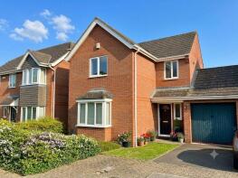 31, Redhuish Close, Furzton, Milton Keynes MK4 1HJ