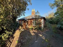 42, Worsley Road, Gurnard PO31 8JW