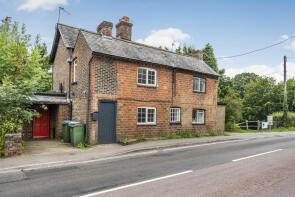1, Brockhurst Cottages, Billingshurst Road, Horsham RH13 8QN