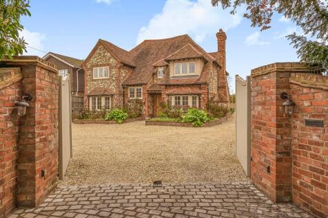 Denham Lane, Chalfont St. Peter, SL9