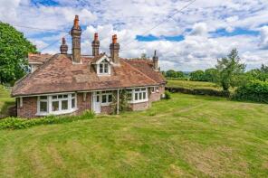 Bunkers Hill Farm, Swing Gate Hill, Burwash Common TN19 7JR