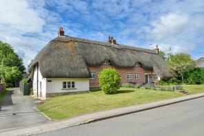 Greenways, Peach Hill Lane, Winchester SO21 2PR