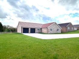 3, Dennis Close, Ipswich IP6 8HX