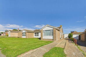 18, Castle View Gardens, Westham BN24 5HP