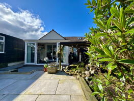 63, Twickenham Road, Newton Abbot TQ12 4JF