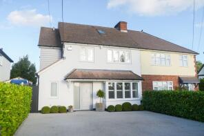 2, Emblem Villas, Epping Road, Epping Upland, Epping CM16 6PW