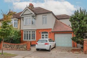 226, Southbourne Grove, Westcliff-on-sea SS0 0AA