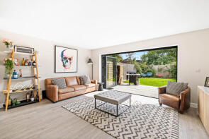 2, Bluebird Mews, Reigate Road, Hookwood RH6 0AR