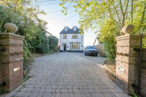 Melrose, Pencoed Lane, Llanmartin, Newport NP18 2ED