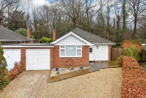 6, Hillcrest Close, Haywards Heath RH17 7PJ