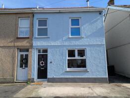 12, Rawlings Road, Llandybie, Ammanford SA18 3YD
