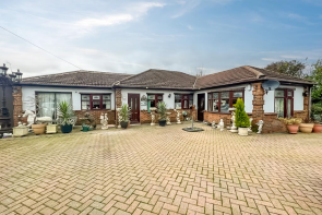 6a, Oak Lane, Crays Hill, Billericay CM11 2YJ