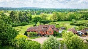 Songhurst House, Pigbush Lane, Billingshurst RH14 0RA