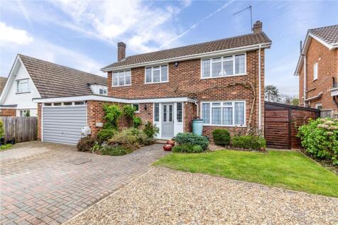Amberley Drive, Woodham, Addlestone, Surrey, KT15