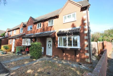 The Highgrove, Bishops Cleeve, Cheltenham, GL52