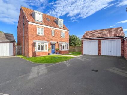 6 Castle Court, Seahouses