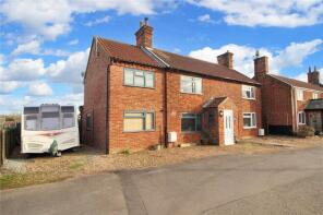 9, School Lane, Rockland St. Mary, Rockland St Mary NR14 7EU