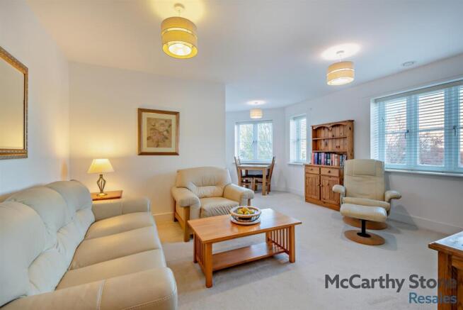 8671787-interior06-800.jpg
