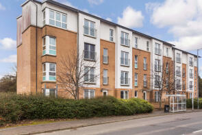 1 Flat 3/2, Dalreoch Place, Renton Road, Dumbarton G82 4JY
