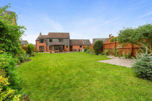 15, Turnberry Drive, Bury St. Edmunds IP28 6TP