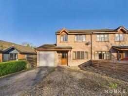 23, Applewood Heights, Oswestry SY11 4RA
