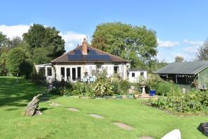 Hillcrest, Charcroft Hill, South Brewham, Bruton BA10 0LE