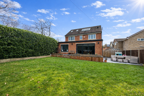 Bronte Grove, Mirfield, WF14 9NU