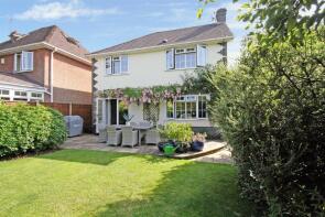 8, Eleanor Close, Passfield, Liphook GU30 7TX