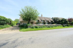 2 Christmas Cottage, Blatherwycke Road, Corby NN17 3EU